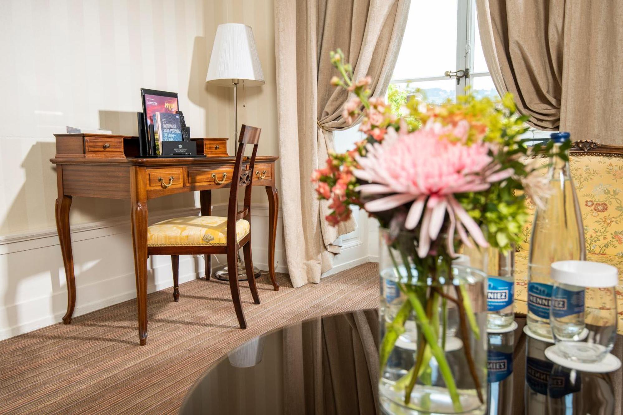 Hotel Des Trois Couronnes & - The Leading Of The World Vevey